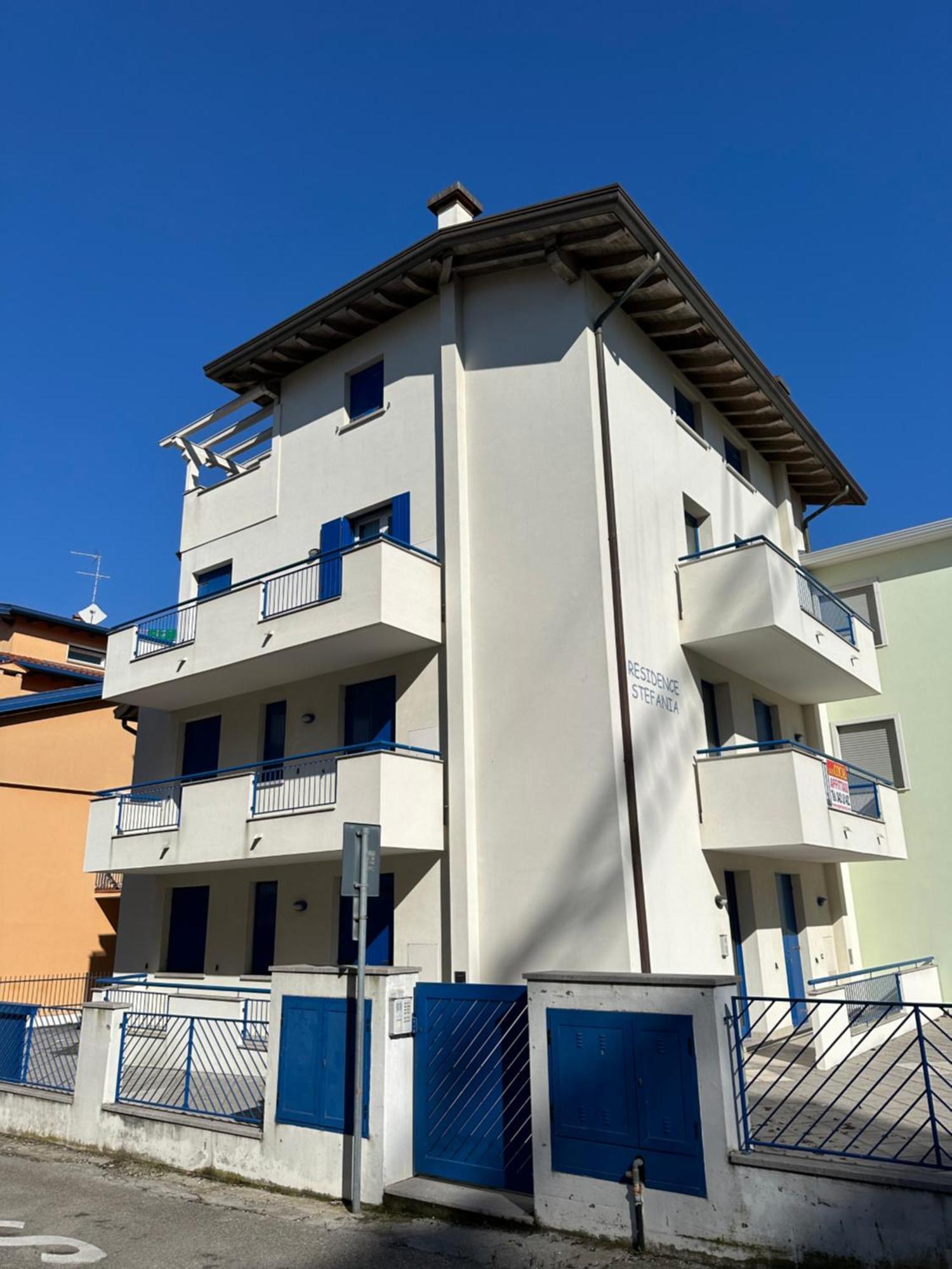 Residence Stefania Appartamenti Piano Terra - Agenzia Cocal Καόρλε Εξωτερικό φωτογραφία