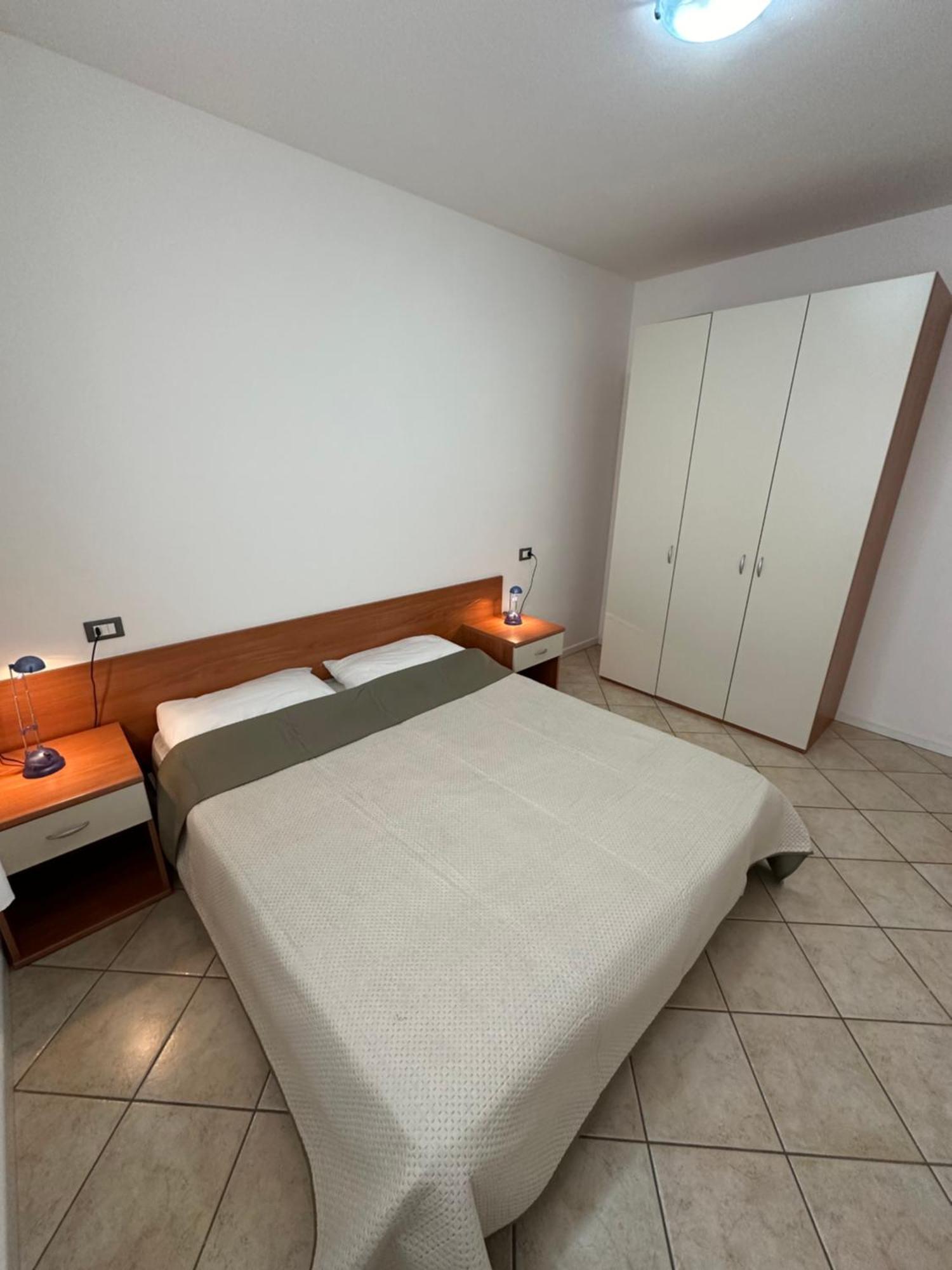Residence Stefania Appartamenti Piano Terra - Agenzia Cocal Καόρλε Εξωτερικό φωτογραφία